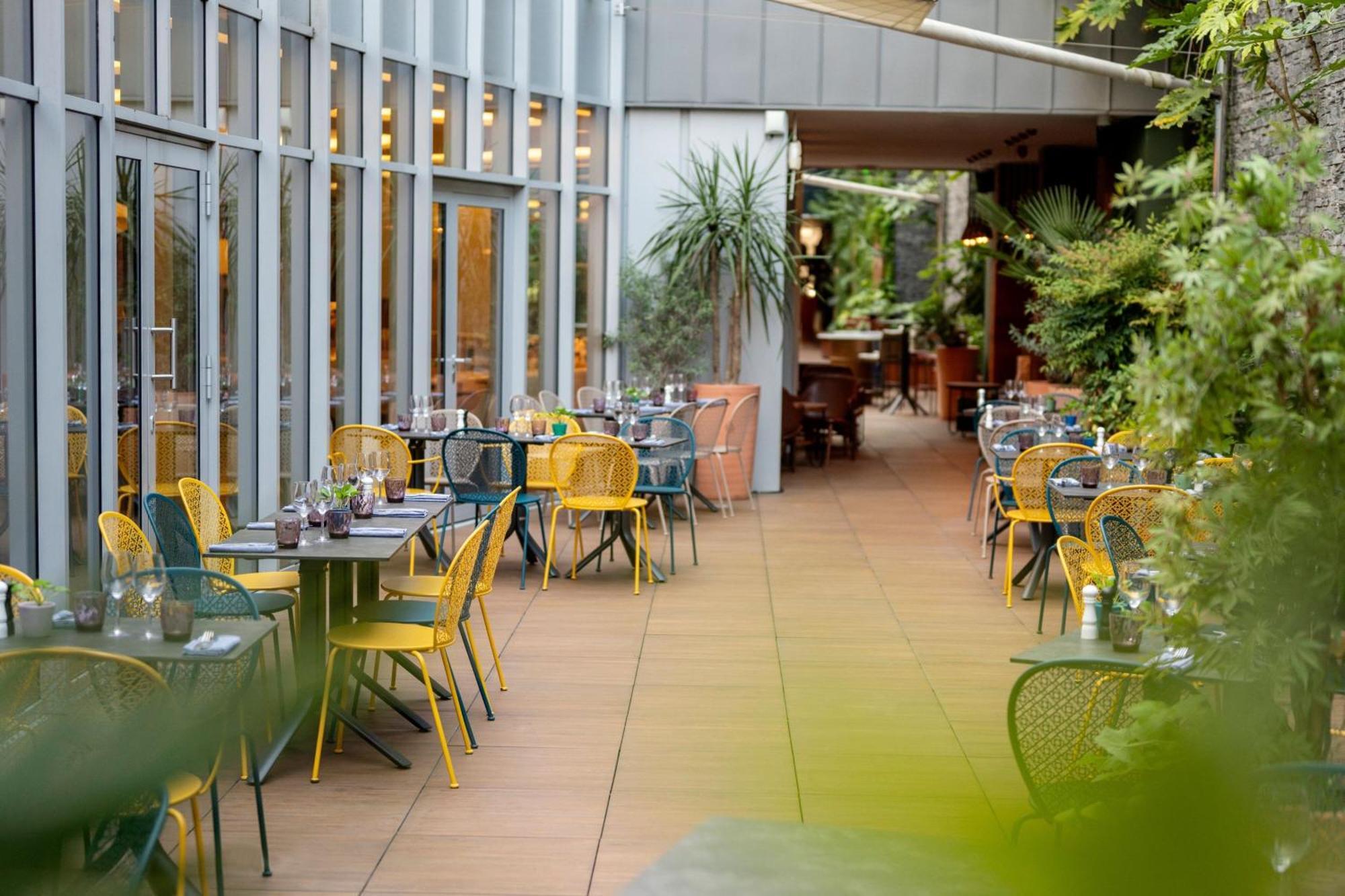 Renaissance Paris Republique Hotel & Spa Экстерьер фото