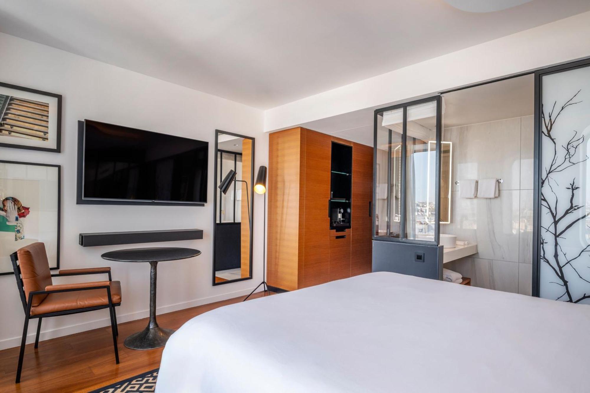 Renaissance Paris Republique Hotel & Spa Экстерьер фото