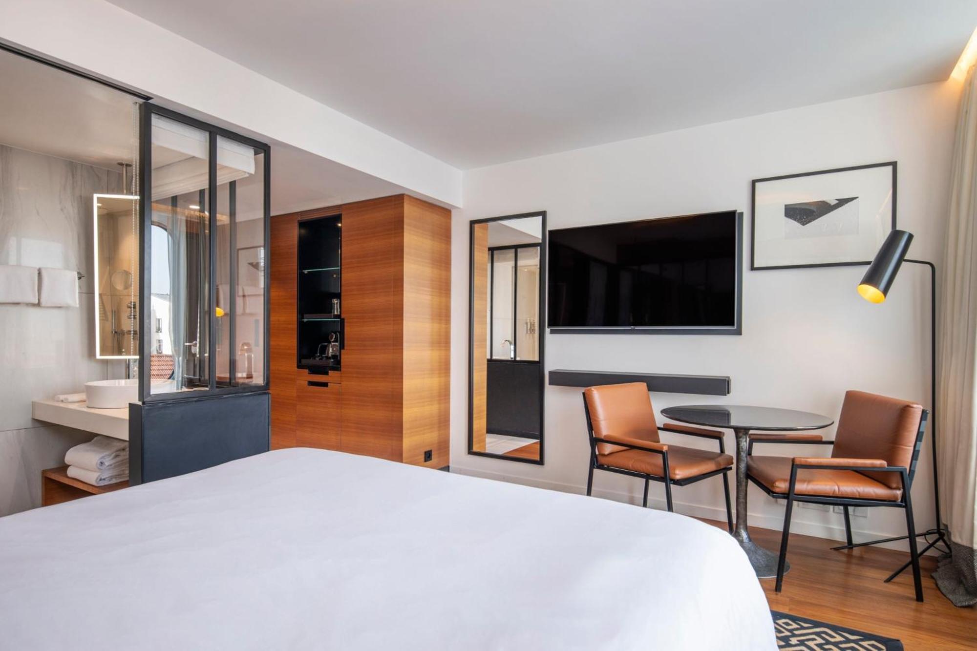 Renaissance Paris Republique Hotel & Spa Экстерьер фото