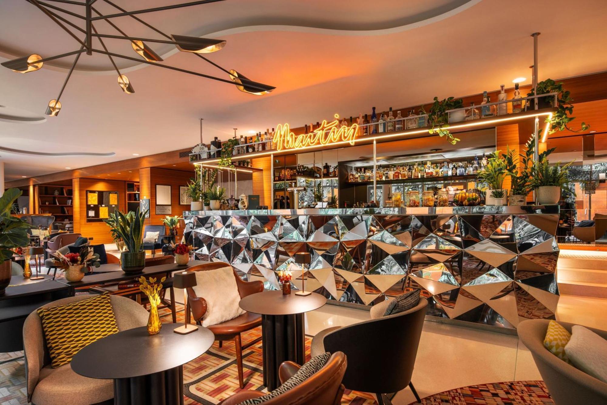 Renaissance Paris Republique Hotel & Spa Экстерьер фото