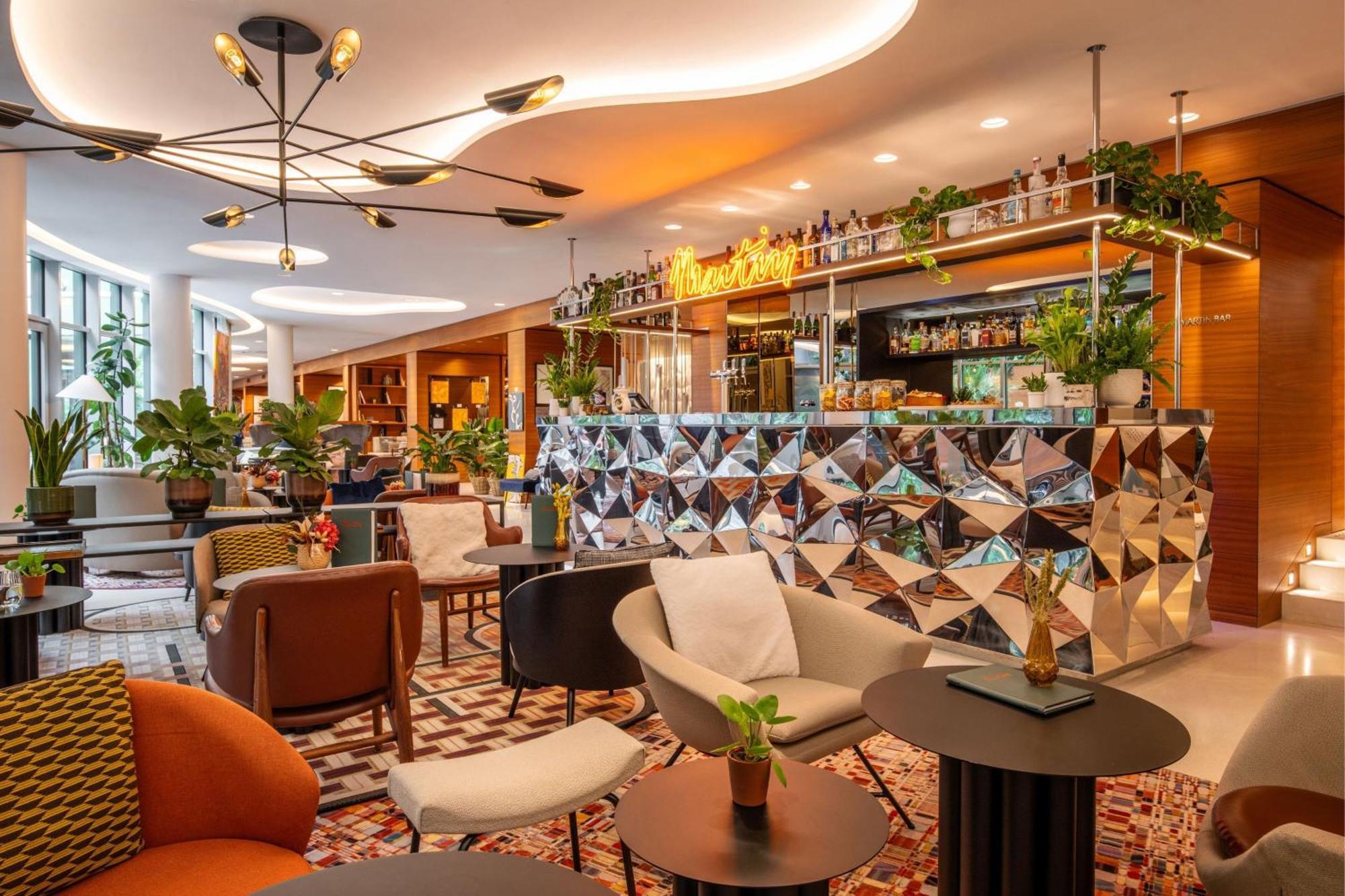 Renaissance Paris Republique Hotel & Spa Экстерьер фото